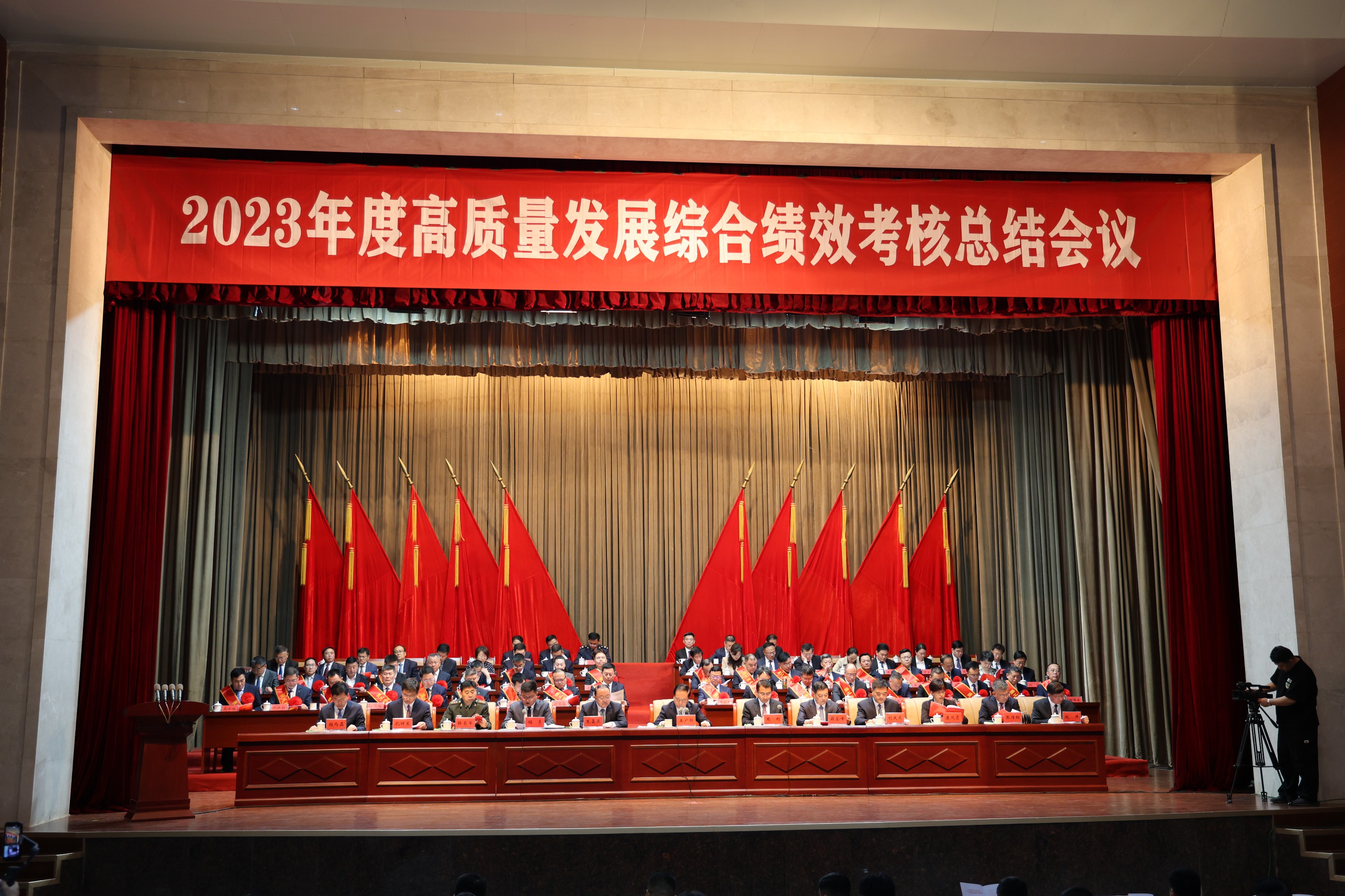 1714439952992674.jpg 1714439952992674.jpg